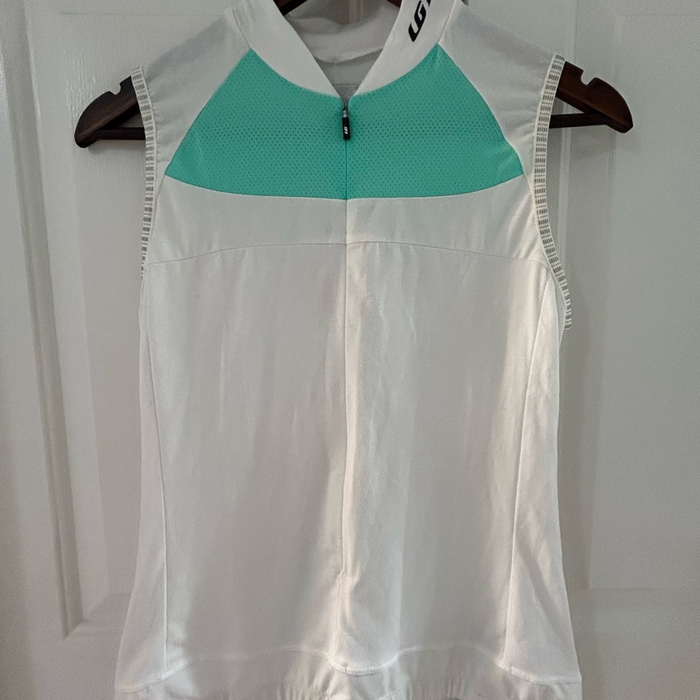LG cycling sleeveless jersey